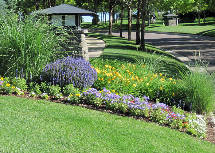 Mulch & Weed Control Keesen Landscape Management